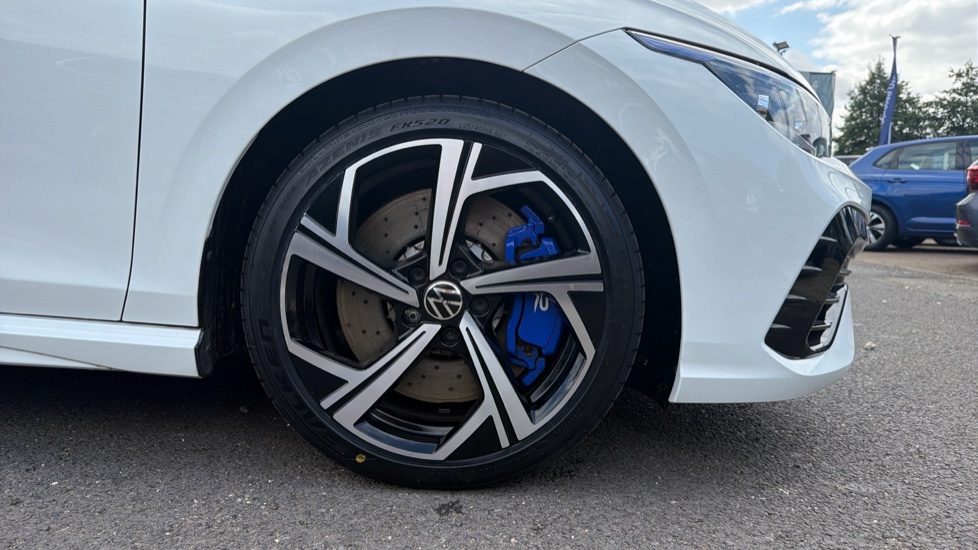 Volkswagen Golf 2.0 TSI 320 R 4Motion 5dr DSG Petrol Hatchback - Image 5