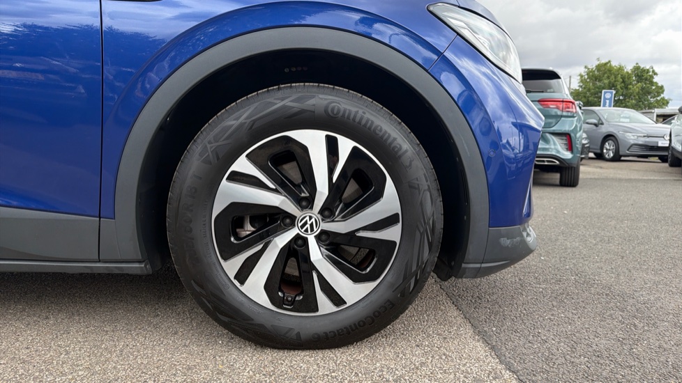 Volkswagen ID.4 125kW Style Pure Perform 52kWh 5dr Auto [110kW Ch] Electric Estate - Image 5