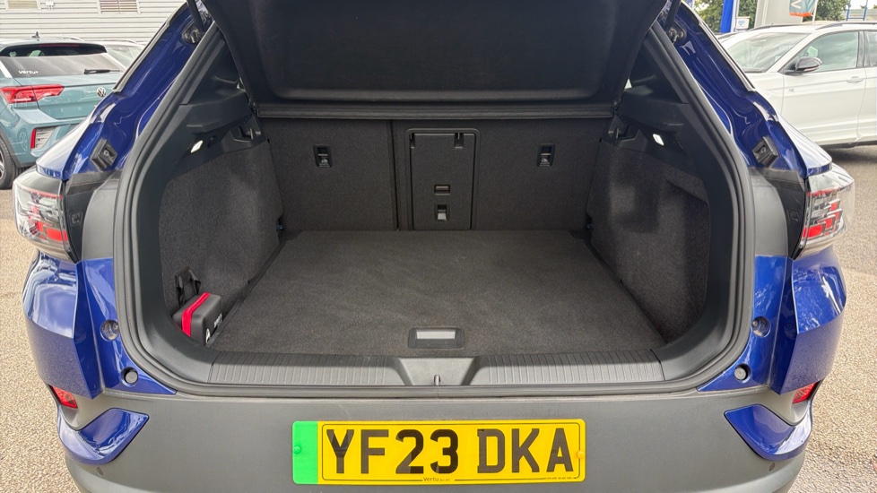 Volkswagen ID.4 125kW Style Pure Perform 52kWh 5dr Auto [110kW Ch] Electric Estate - Image 20