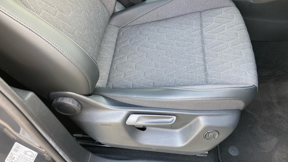 Volkswagen Tiguan 1.5 eTSI Match 5dr DSG Petrol Estate - Image 52