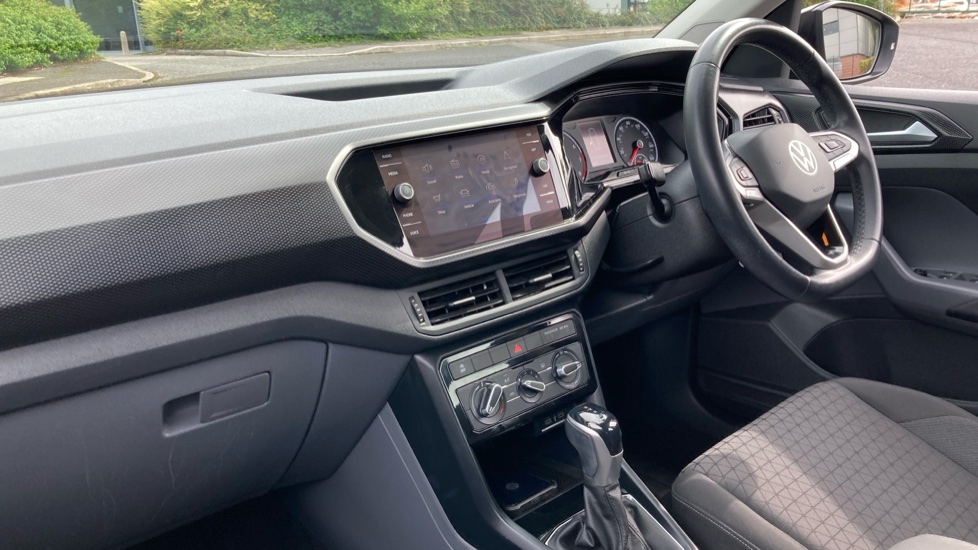 Volkswagen T-Cross 1.0 TSI 110 SE 5dr DSG Petrol Estate - Image 9