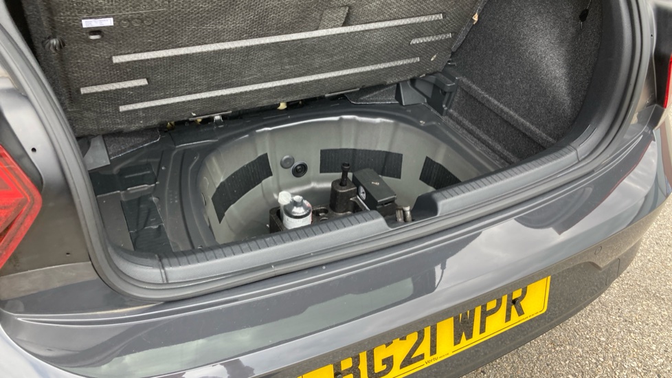 Volkswagen Polo 1.0 TSI 95 Match 5dr Petrol Hatchback - Image 26