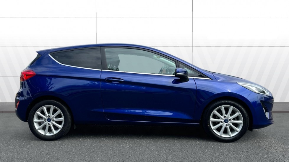 Ford Fiesta 1.0 EcoBoost Titanium 3dr Petrol Hatchback - Image 5