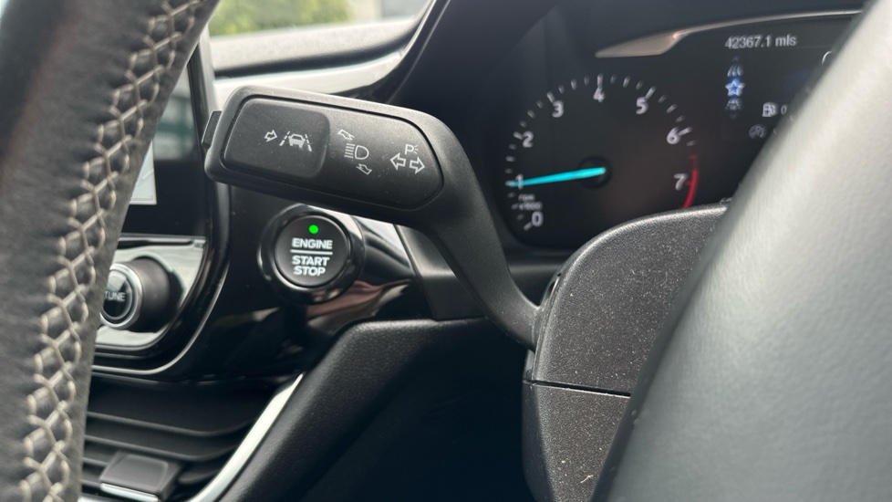 Ford Fiesta 1.0 EcoBoost Titanium 3dr Petrol Hatchback - Image 30