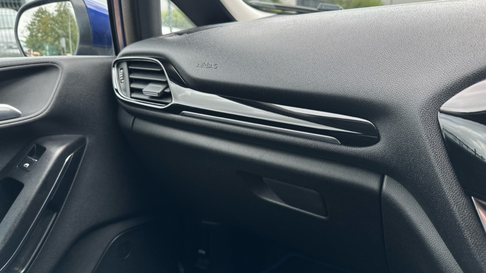 Ford Fiesta 1.0 EcoBoost Titanium 3dr Petrol Hatchback - Image 34