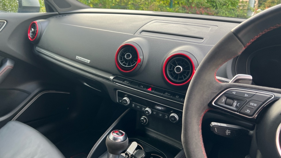 Audi RS3 2.5 TFSI RS 3 Quattro 5dr S Tronic Petrol Hatchback - Image 14