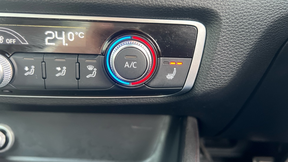 Audi RS3 2.5 TFSI RS 3 Quattro 5dr S Tronic Petrol Hatchback - Image 22