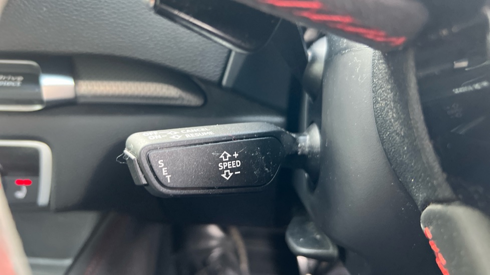 Audi RS3 2.5 TFSI RS 3 Quattro 5dr S Tronic Petrol Hatchback - Image 24