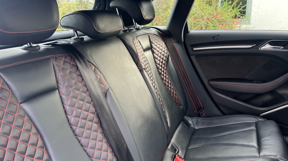 Audi RS3 2.5 TFSI RS 3 Quattro 5dr S Tronic Petrol Hatchback - Image 34