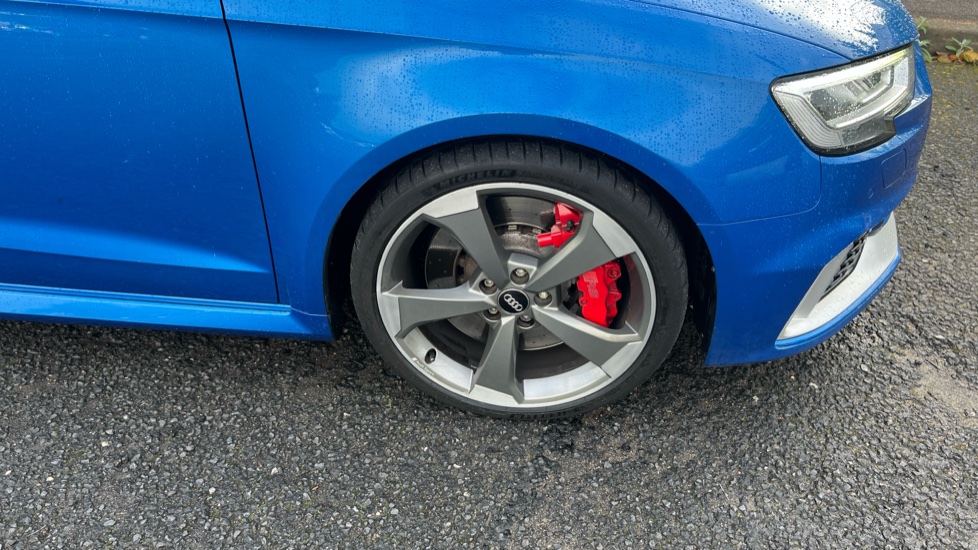 Audi RS3 2.5 TFSI RS 3 Quattro 5dr S Tronic Petrol Hatchback - Image 39