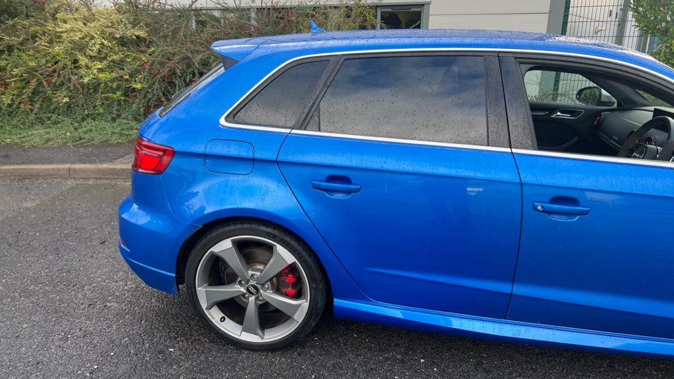 Audi RS3 2.5 TFSI RS 3 Quattro 5dr S Tronic Petrol Hatchback - Image 42
