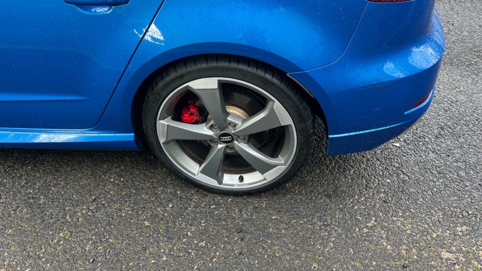 Audi RS3 2.5 TFSI RS 3 Quattro 5dr S Tronic Petrol Hatchback - Image 49