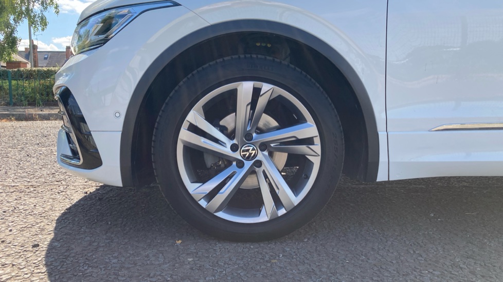 Volkswagen Tiguan 1.5 TSI 150 R-Line Edition 5dr DSG Petrol Estate - Image 7