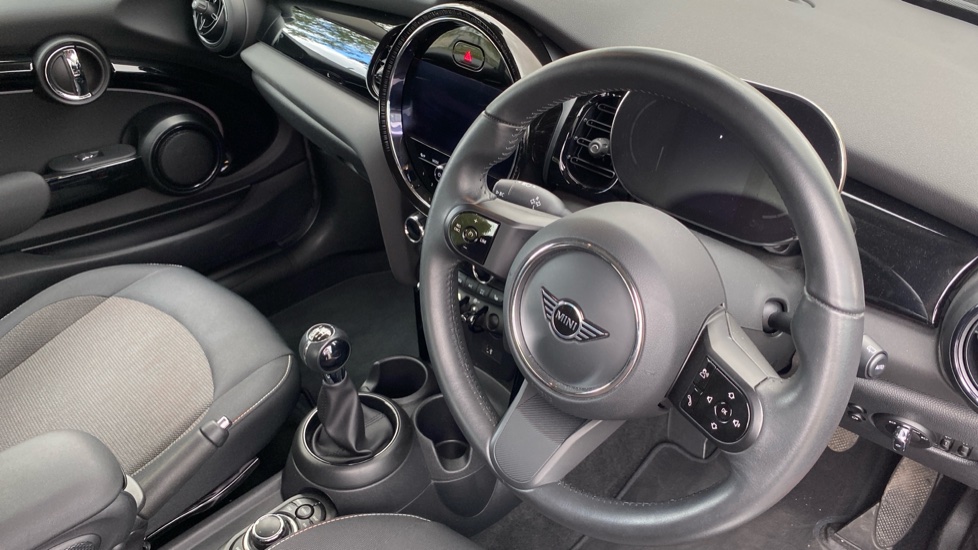 MINI Hatchback 1.5 Cooper Classic 3dr Petrol Hatchback - Image 11