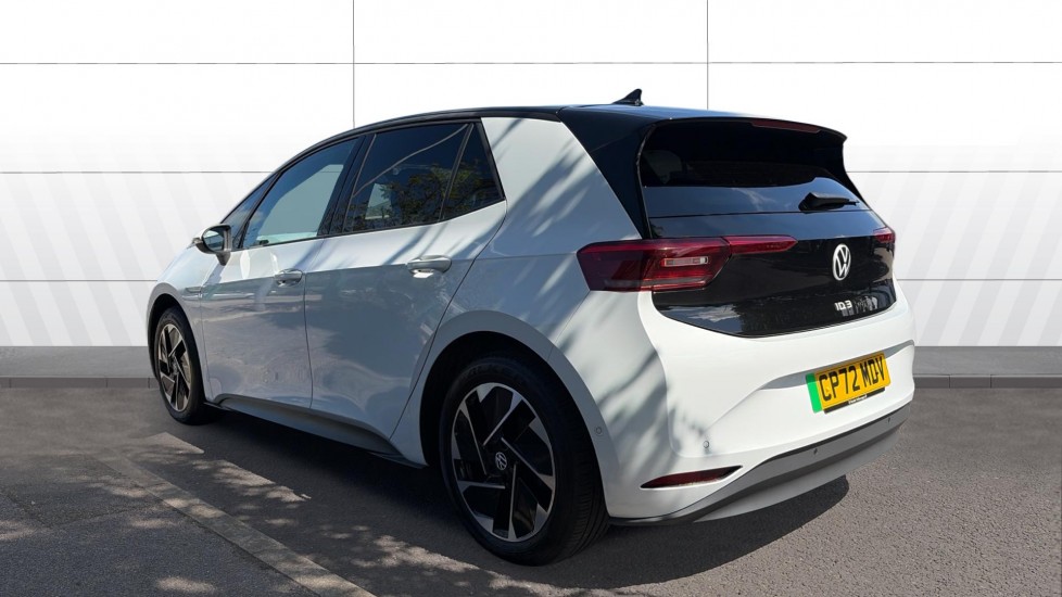 Volkswagen ID.3 150kW Family Pro Performance 58kWh 5dr Auto Electric Hatchback - Image 2