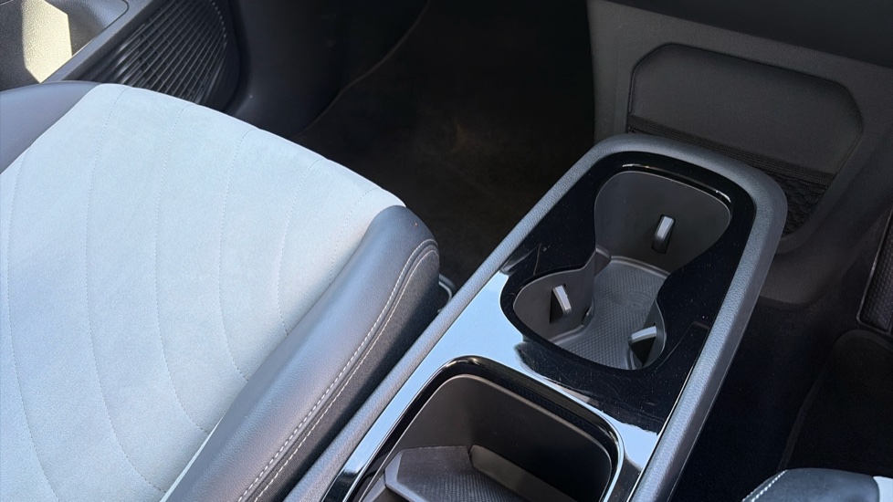 Volkswagen ID.3 150kW Family Pro Performance 58kWh 5dr Auto Electric Hatchback - Image 13