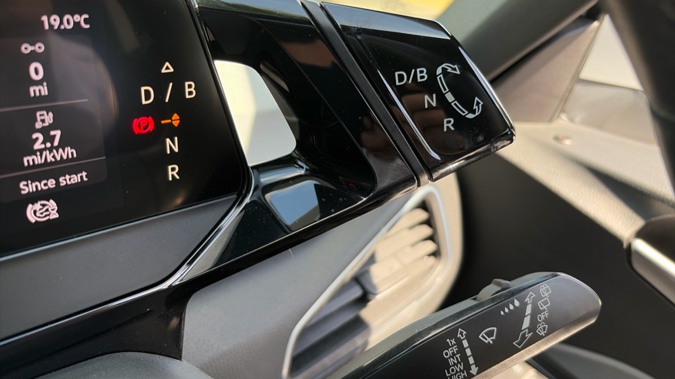 Volkswagen ID.3 150kW Family Pro Performance 58kWh 5dr Auto Electric Hatchback - Image 25