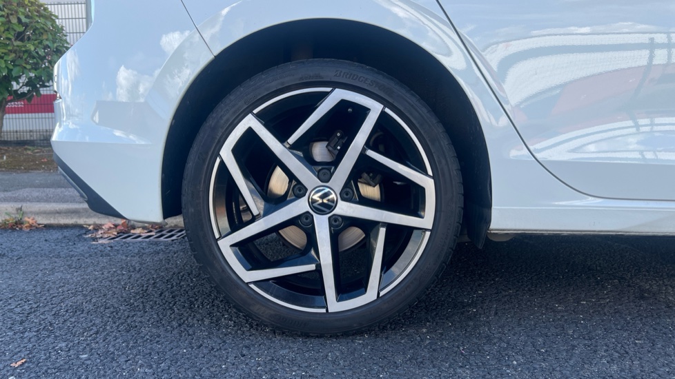 Volkswagen Golf 1.5 TSI Style 5dr Petrol Hatchback - Image 7
