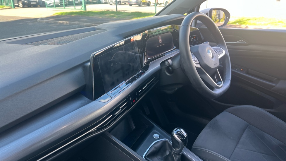 Volkswagen Golf 1.5 TSI Style 5dr Petrol Hatchback - Image 9