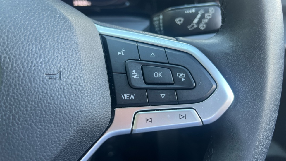 Volkswagen Golf 1.5 TSI Style 5dr Petrol Hatchback - Image 28