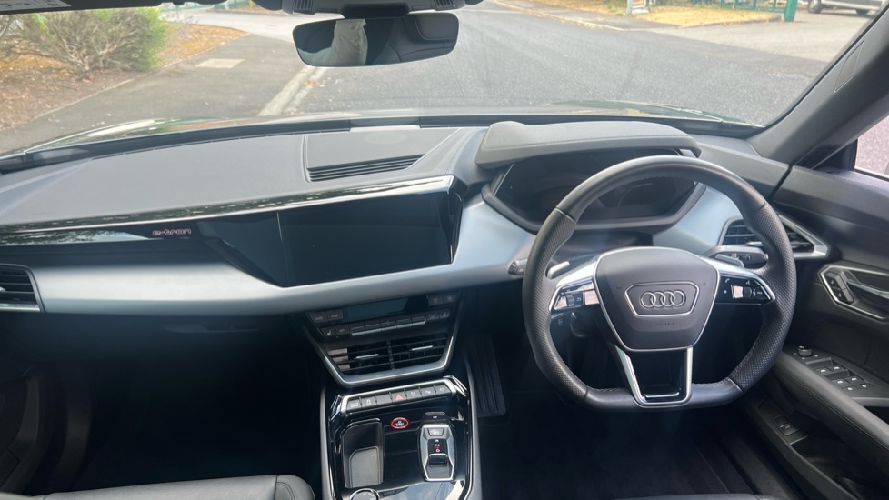 Audi e-tron GT 390kW Quattro 93kWh 4dr Auto Electric Saloon - Image 10