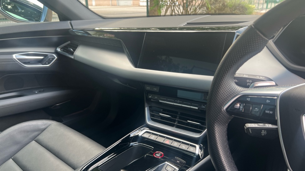 Audi e-tron GT 390kW Quattro 93kWh 4dr Auto Electric Saloon - Image 14