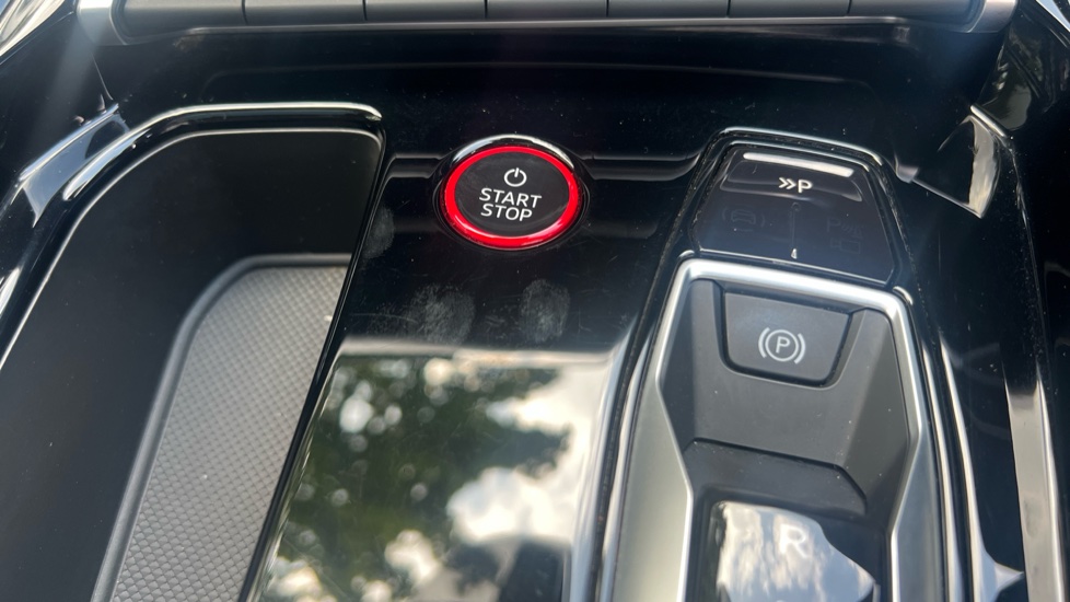 Audi e-tron GT 390kW Quattro 93kWh 4dr Auto Electric Saloon - Image 29