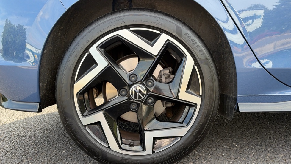 Volkswagen Golf 2.0 TDI 150 R-Line 5dr DSG Diesel Hatchback - Image 7