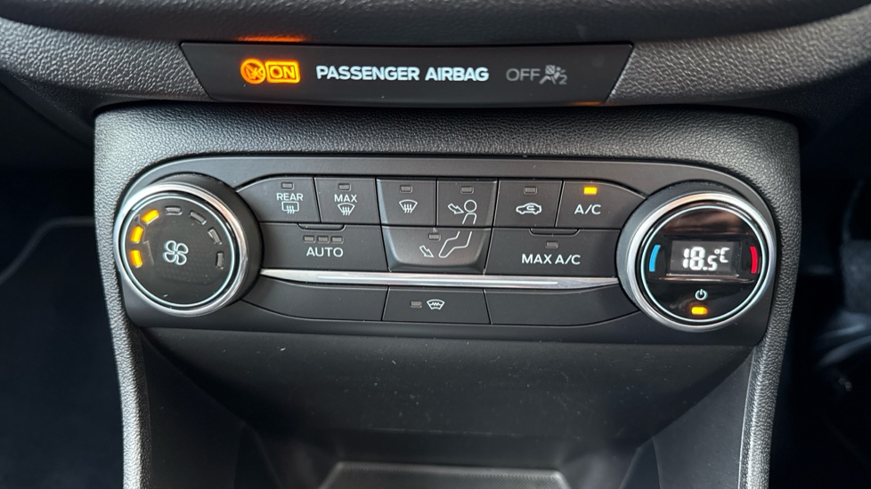 Ford Fiesta 1.0 EcoBoost Titanium 5dr Petrol Hatchback - Image 22