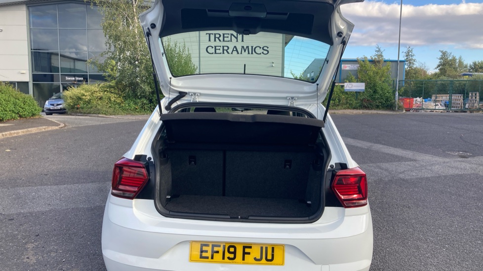 Volkswagen Polo 1.0 EVO 80 SE 5dr Petrol Hatchback - Image 4