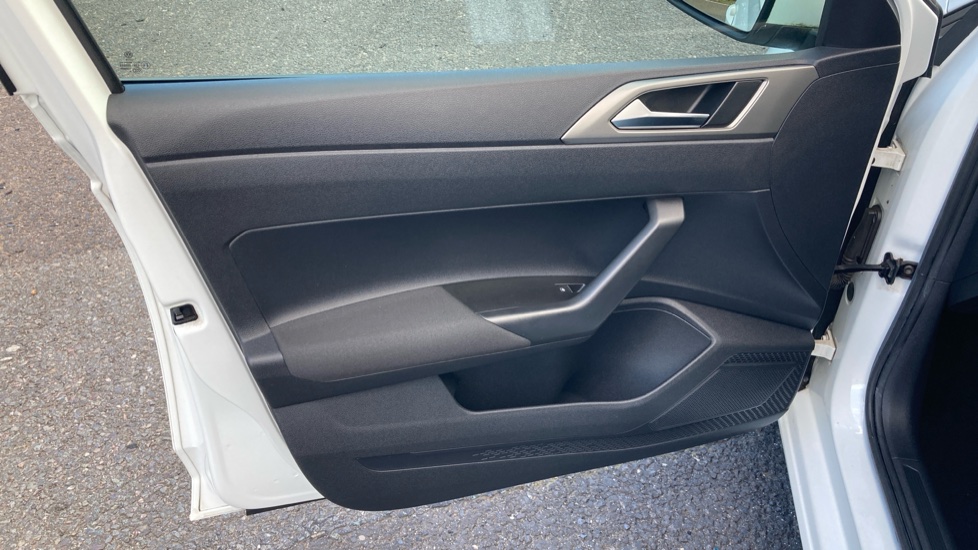 Volkswagen Polo 1.0 EVO 80 SE 5dr Petrol Hatchback - Image 21