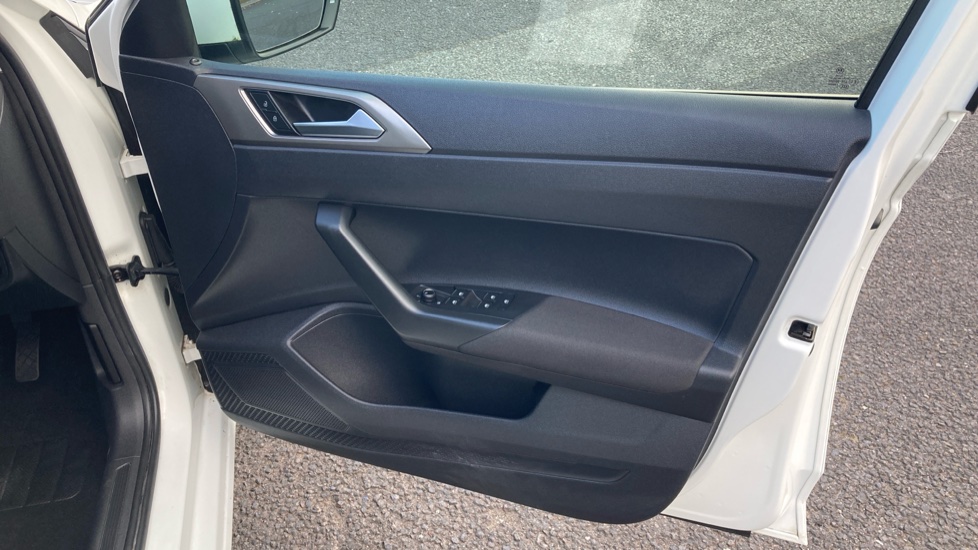 Volkswagen Polo 1.0 EVO 80 SE 5dr Petrol Hatchback - Image 23