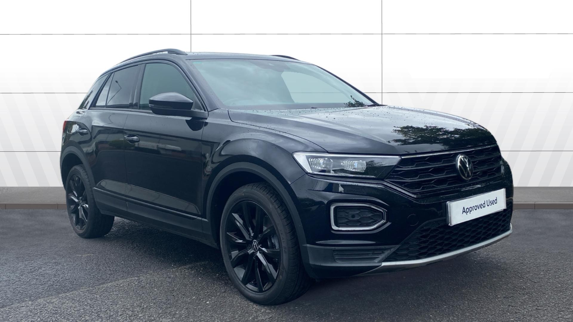 Volkswagen T-Roc listing photo