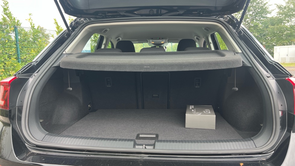 Volkswagen T-Roc 1.0 TSI Life 5dr Petrol Hatchback - Image 4