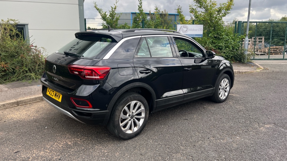 Volkswagen T-Roc 1.0 TSI Life 5dr Petrol Hatchback - Image 38