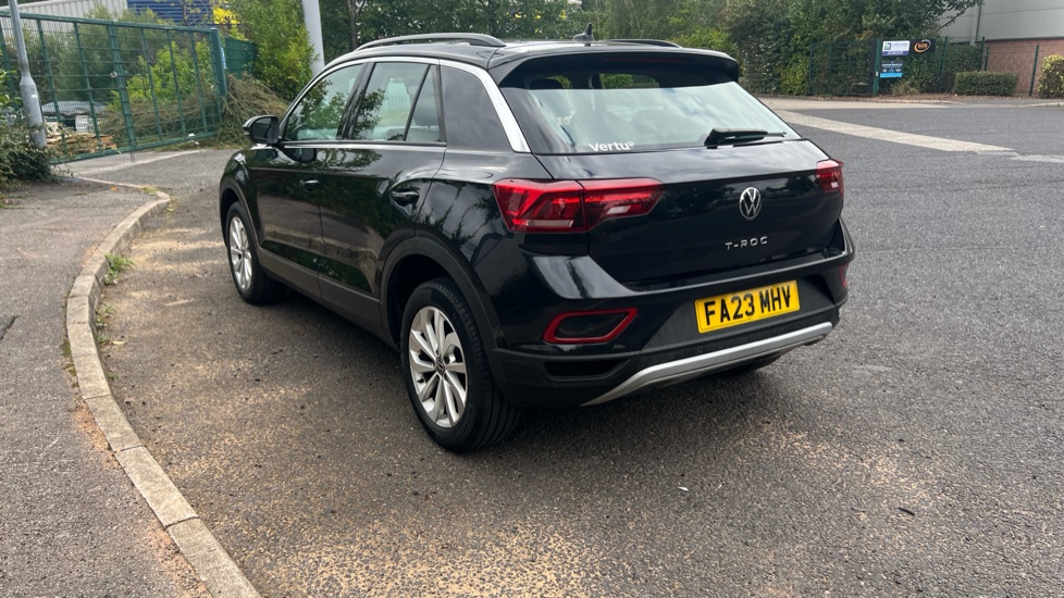 Volkswagen T-Roc 1.0 TSI Life 5dr Petrol Hatchback - Image 40