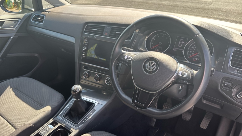 Volkswagen Golf 1.4 TSI SE [Nav] 5dr Petrol Hatchback - Image 11