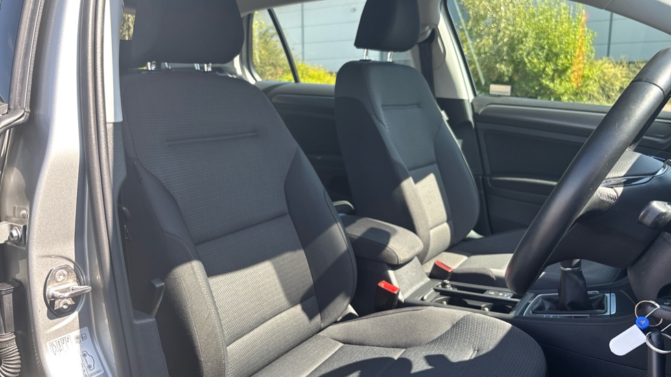 Volkswagen Golf 1.4 TSI SE [Nav] 5dr Petrol Hatchback - Image 28