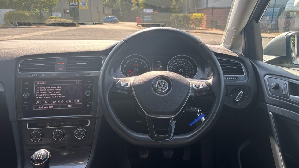 Volkswagen Golf 1.4 TSI SE [Nav] 5dr Petrol Hatchback - Image 32