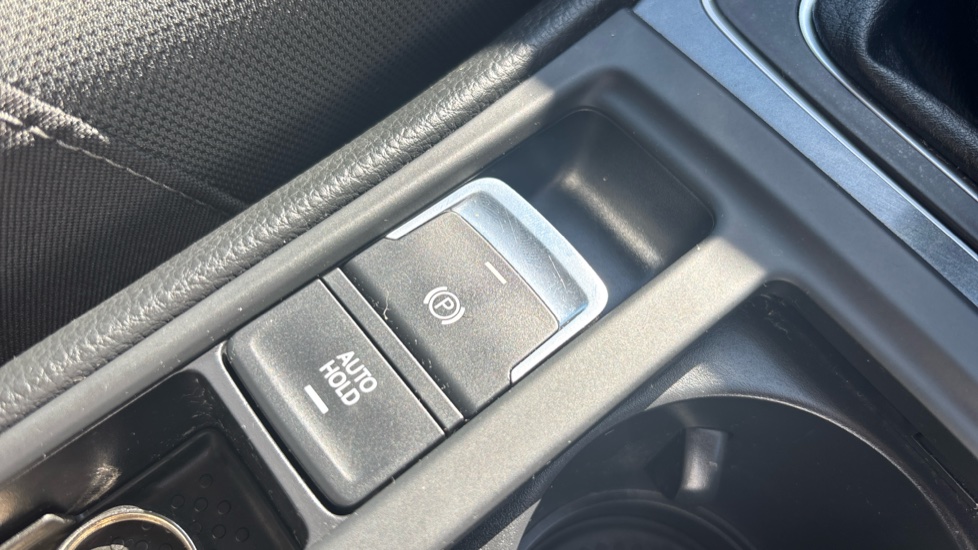 Volkswagen Golf 1.4 TSI SE [Nav] 5dr Petrol Hatchback - Image 38