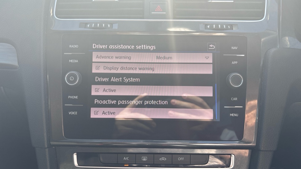 Volkswagen Golf 1.4 TSI SE [Nav] 5dr Petrol Hatchback - Image 52