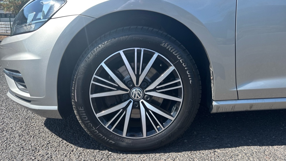 Volkswagen Golf 1.4 TSI SE [Nav] 5dr Petrol Hatchback - Image 55