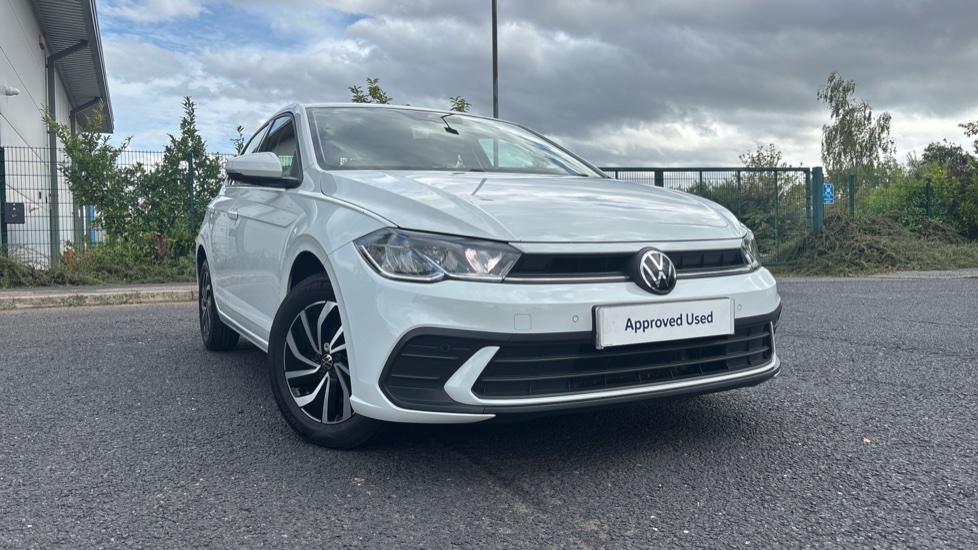 Volkswagen Polo 1.0 TSI Life 5dr Petrol Hatchback - Image 21