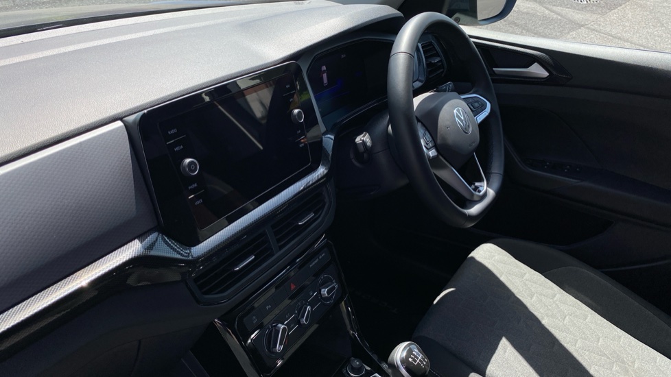 Volkswagen T-Cross 1.0 TSI 115 Match 5dr Petrol Estate - Image 9