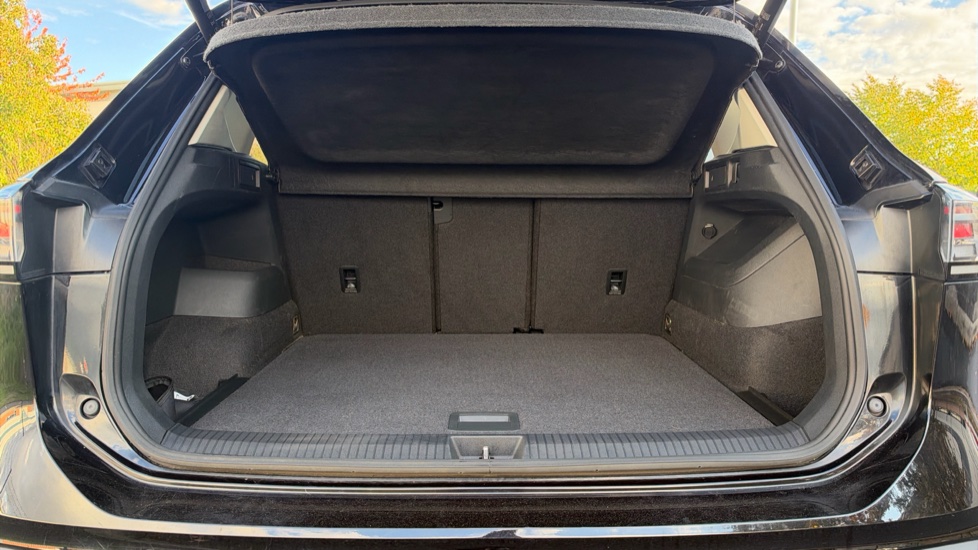 Volkswagen Tiguan 1.5 eTSI 150 Match 5dr DSG Petrol Estate - Image 4