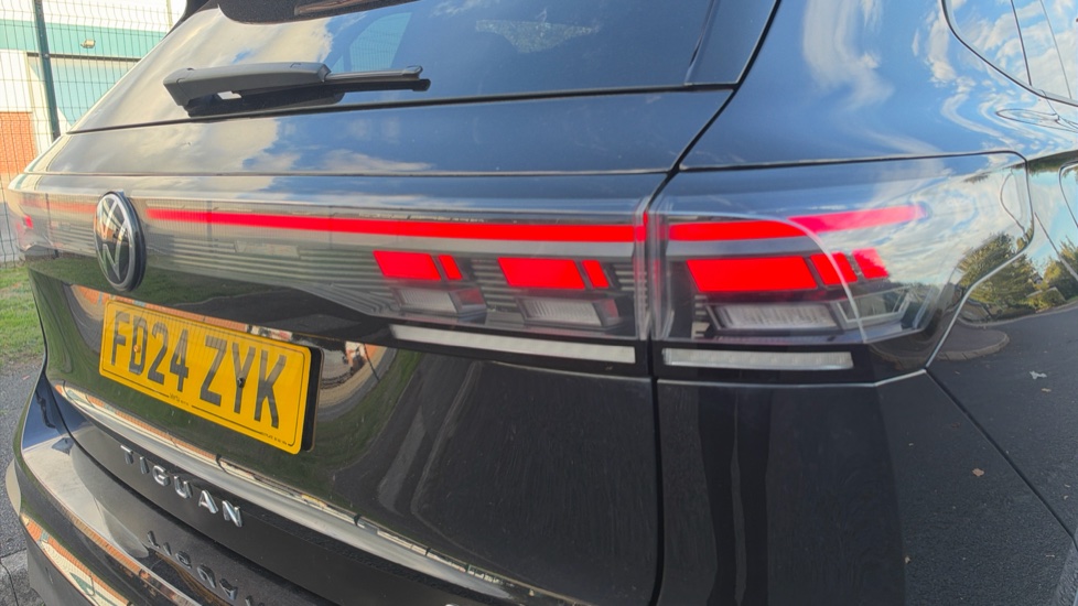 Volkswagen Tiguan 1.5 eTSI 150 Match 5dr DSG Petrol Estate - Image 29