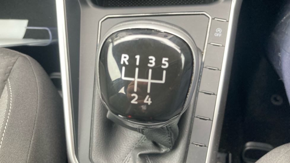 Volkswagen Polo 1.0 TSI Life 5dr Petrol Hatchback - Image 34