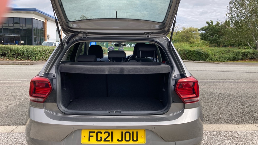 Volkswagen Polo 1.0 TSI 95 United 5dr Petrol Hatchback - Image 4