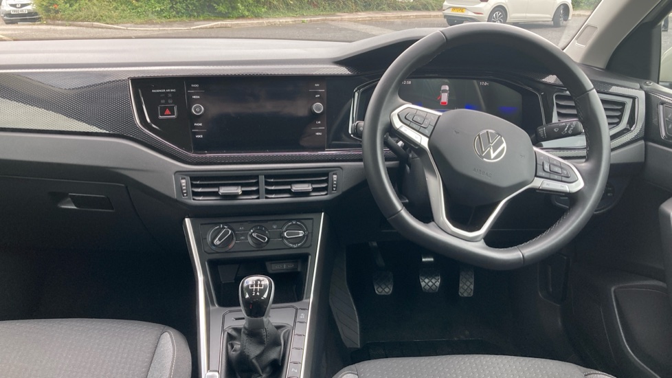 Volkswagen Polo 1.0 TSI Life 5dr Petrol Hatchback - Image 10