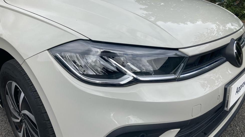 Volkswagen Polo 1.0 TSI Life 5dr Petrol Hatchback - Image 24
